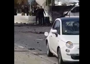 Attentat près de l’ambassade américaine : 60 ans de prison pour trois accusés